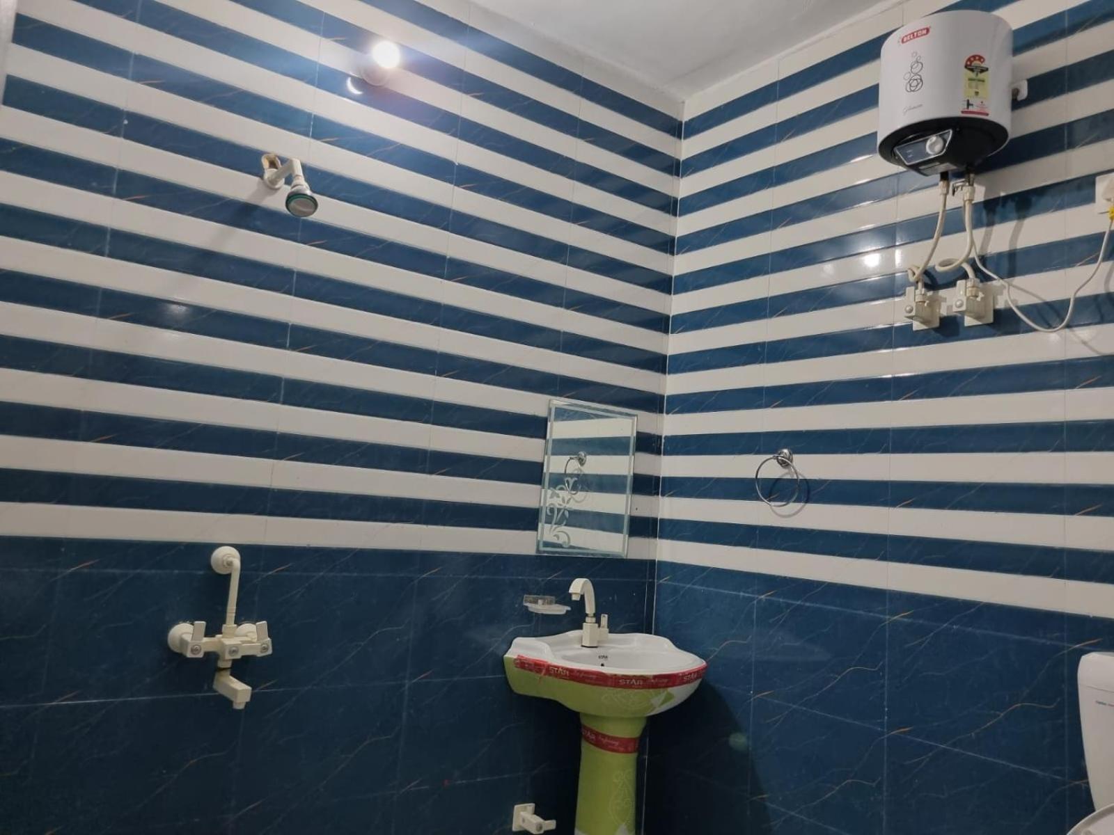 Vrindavan Bhakti Bhavan- Near Prem Mandir By Mukund Hotel Kültér fotó